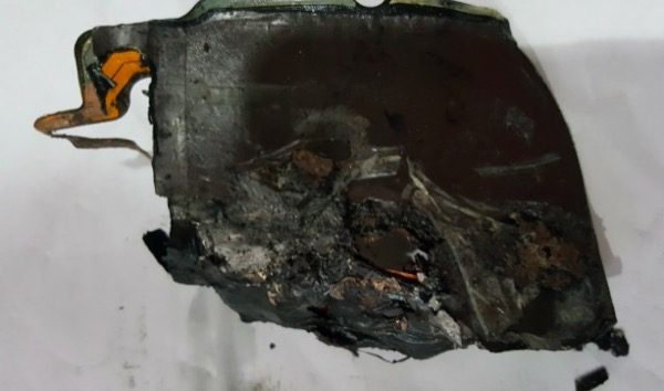 samsung-nen-a-pas-encore-fini-un-galaxy-s7-prend-feu-au-canada_2