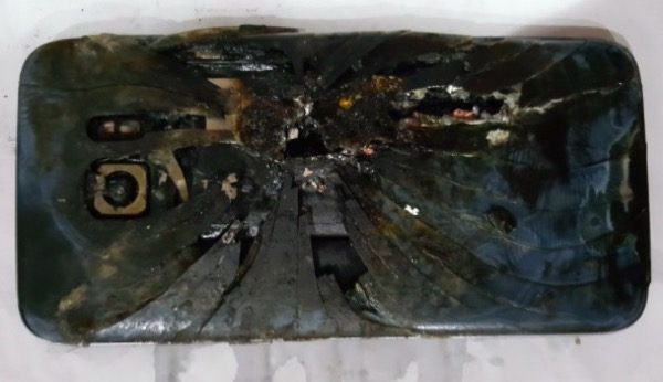 samsung-nen-a-pas-encore-fini-un-galaxy-s7-prend-feu-au-canada_3