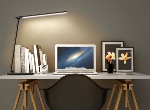 accessoires-aukey-pour-macbook-pro-iphone_10