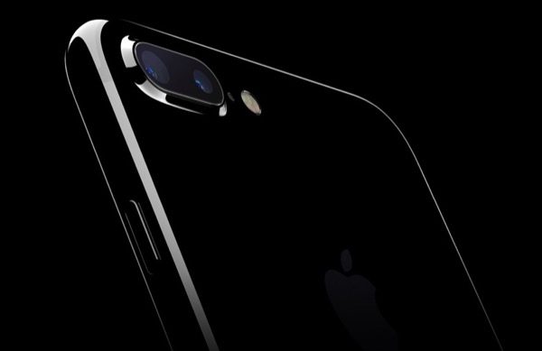 apple-a-enregistre-nouveau-record-de-benefices-troisieme-trimestre-2016