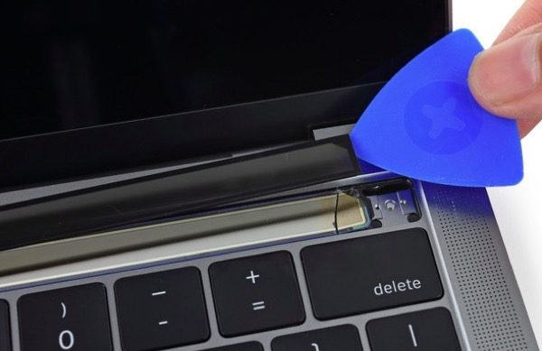 apple-repassera-pour-la-reparabilite-de-son-macbook-pro-avec-touch-bar_2