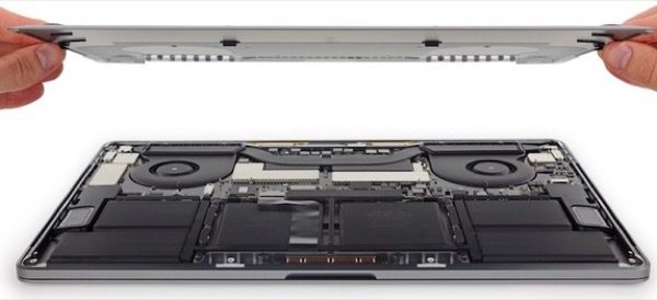 ifixit-sest-charge-demontage-macbook-pro-15-touch-bar_2