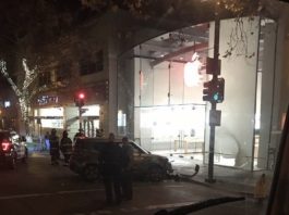 Cambriolage de l’Apple Store de Palo Alto à la voiture bélier