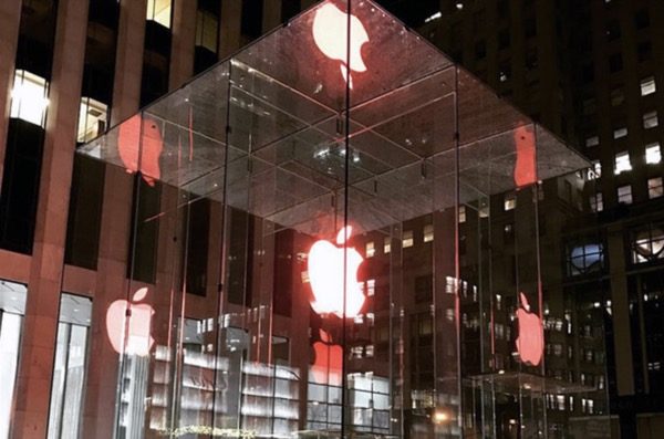 les-apple-store-passent-au-rouge-pour-la-journee-de-lutte-contre-le-sida-3