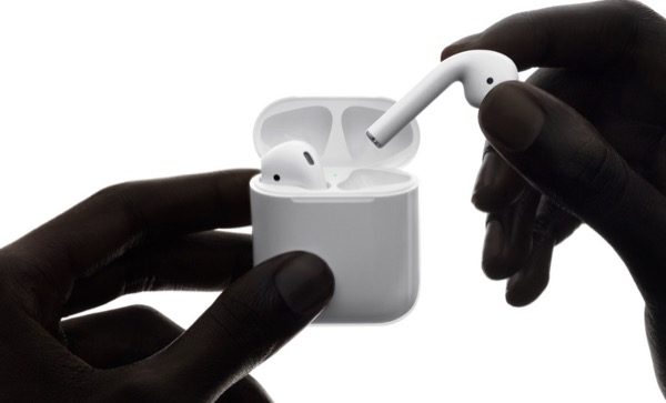 tim-cook-annonce-la-sortie-des-airpods-dans-les-prochaines-semaines