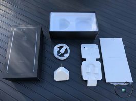 iPhone 8 : l'adaptateur Lightning / Jack 3.5 mm encore inclus dans la boîte en 2017 ?