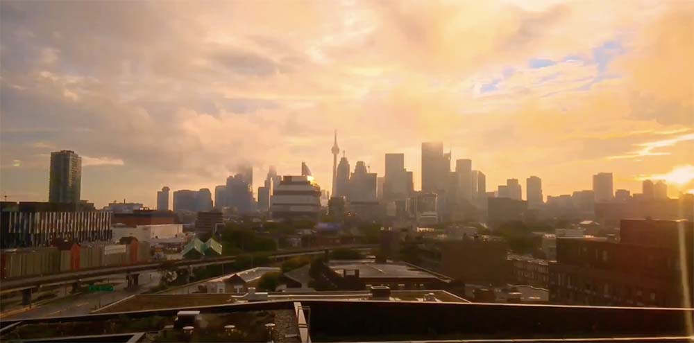 apple-celebre-la-fete-du-canada-dans-une-video-tournee-avec-liphone-7