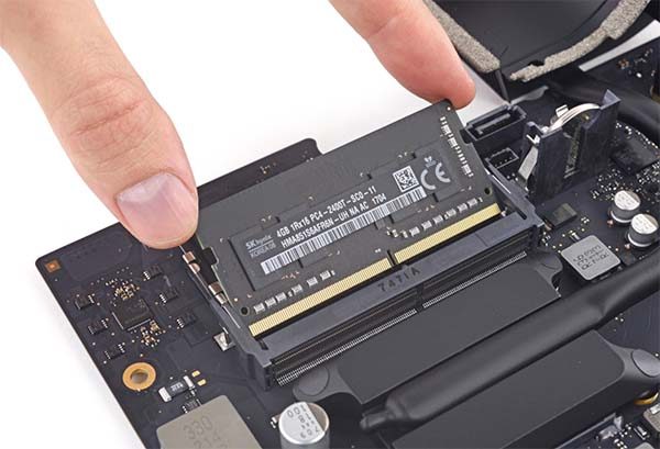 iMac 21.5" 4K 2017 : la mémoire RAM et CPU sont amovibles !