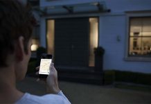 Ventes Flash Amazon : Kit Ampoules Hue, Enceinte AUKEY, Aile Volante Parrot et plus
