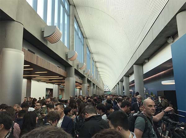 #WWDC2017 : le McEnery Convention Center commence à se remplir !