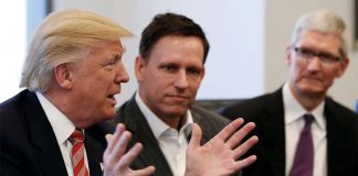Donald Trump confirme qu'Apple prévoit de construire trois grosses usines aux États-Unis