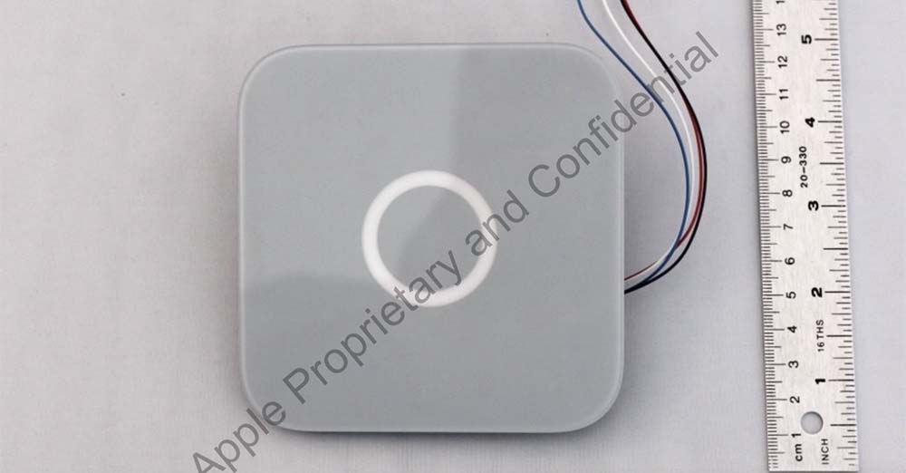 serait-ce-le-lecteur-de-badge-nfc-de-lapple-park_3 Serait-ce le lecteur de badge NFC de l'Apple Park ?