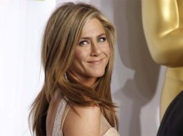 Apple veut créer une série dramatique avec Jennifer Aniston et Reese Witherspoon Apple veut créer une série dramatique avec Jennifer Aniston et Reese Witherspoon