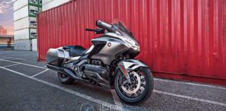 Honda : la Gold Wing 2018 sera la première moto avec CarPlay