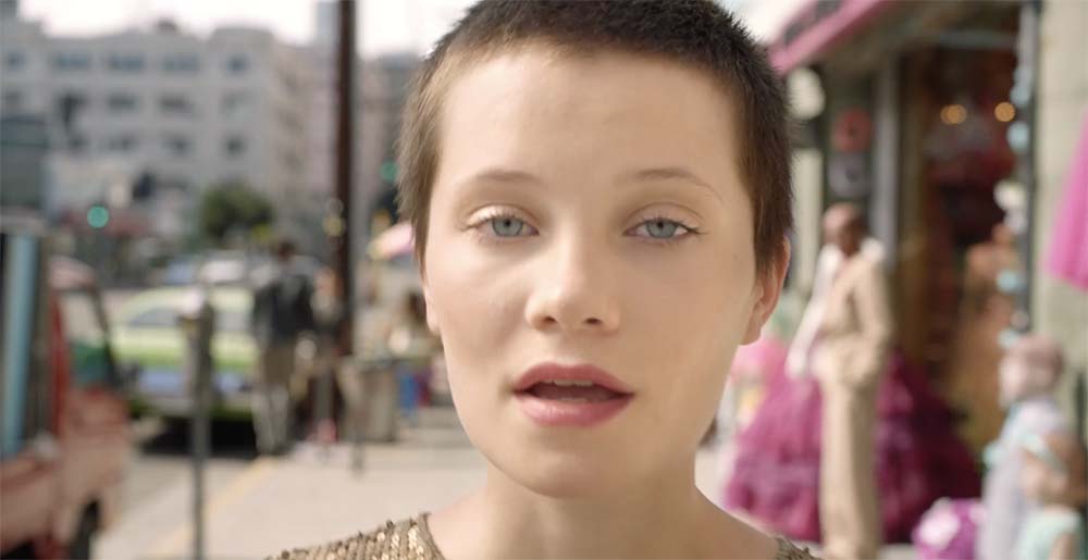 iPhone 8 Plus : Apple publie une nouvelle publicité dédiée au mode « Portrait Lighting »