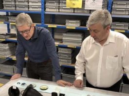 Tim Cook fait une escale chez Eldim ! [Photos]