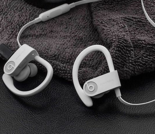 De nouveaux écouteurs Powerbeats 4 avec « Dis Siri » en préparation