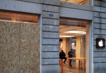 Apple tente de mettre fin aux vols d’iPhone en Apple Store