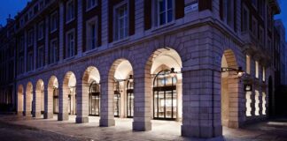 Apple Store Angleterre Reconfinement