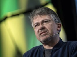 Bob Mansfield abandonne Apple et le Project Titan John Giannandrea Apple