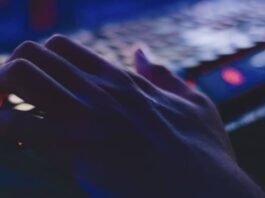 Des hackers infectent iOS grâce à des sites Web compromis hacker support apple