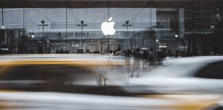 apple store protestations csam