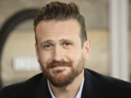 Jason Segel jouera dans la nouvelle série comique Shrinking jason segel shrinking