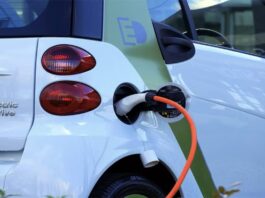 Un fournisseur majeur d’Apple investit dans les véhicules électriques vehicules electriques apple f22
