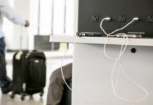 iphone usb c malware