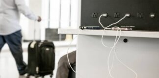 iphone usb c malware