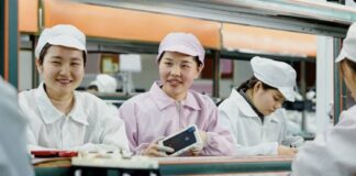 employes foxconn m23