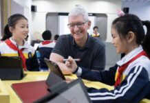tim cook chine o23