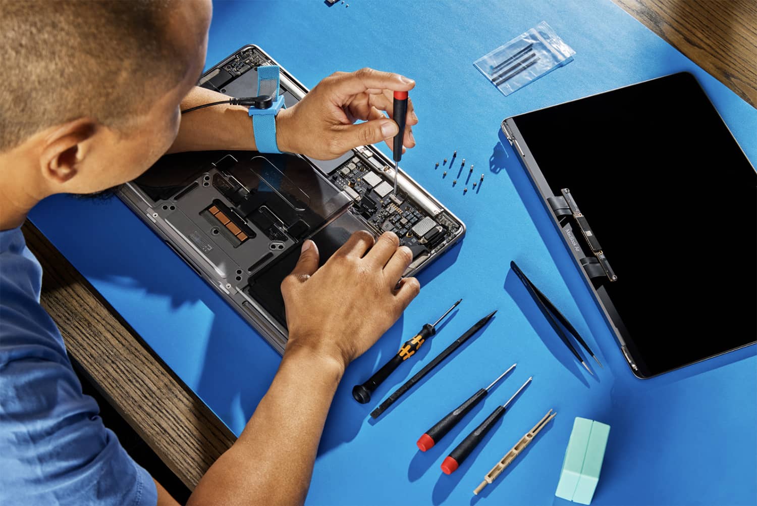 reparation iphone libre service