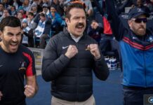 Ted Lasso : des changements pour corriger la saison 3 ted lasso s3 cheers.jpg