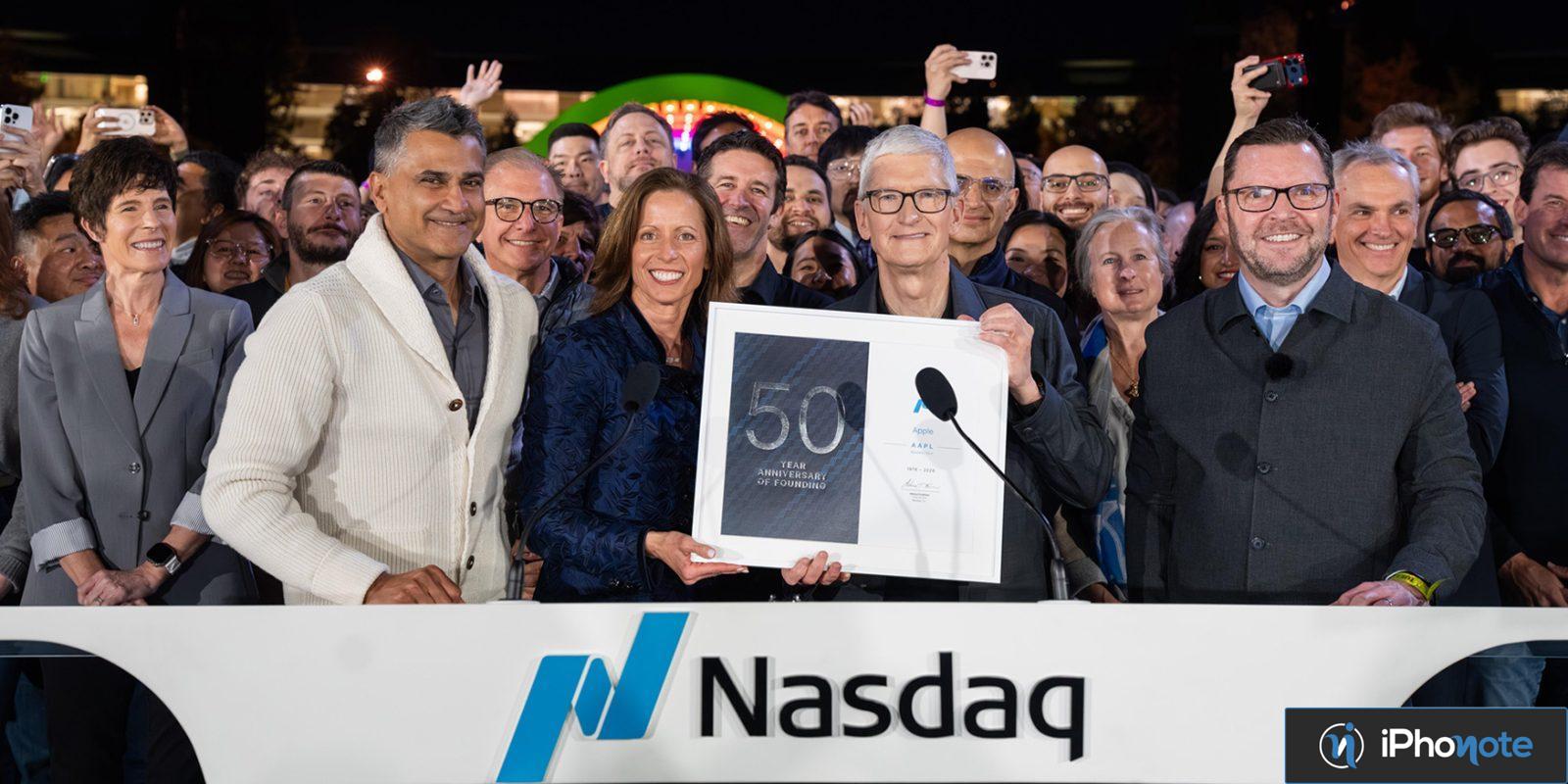 tim cook ouvre cloche nasdaq celebrer 50e anniversaire apple
