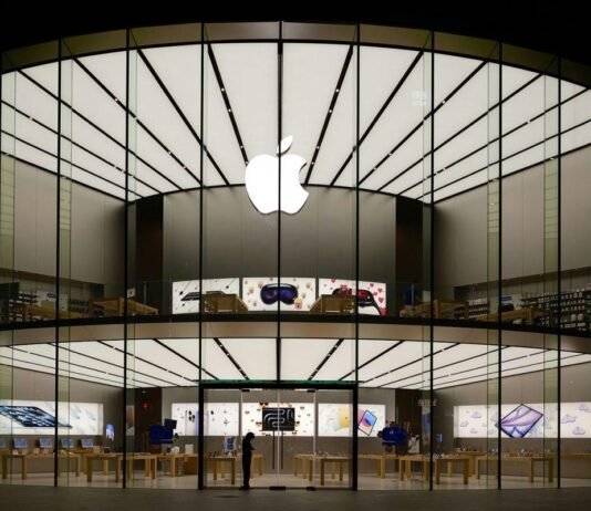 apple annuler hausses prix lorsque penurie memoire sera apaisee