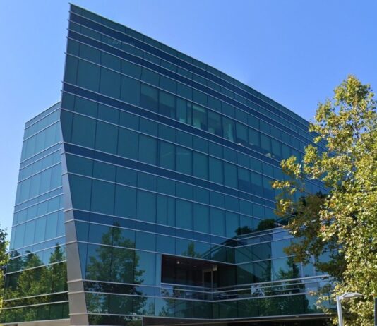 Apple prend 125 800 pieds carrés de plus à Sunnyvale 68306 143975 applesunnyvaleofficegooglemaps xl
