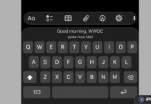 Clavier iPhone avec aperçu de collage au-dessus des touches