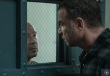 Apple TV+ daté « Nocturne » au 26 septembre avec un lancement en deux épisodes Liev Schreiber face à une vitre grillagée dans une cellule