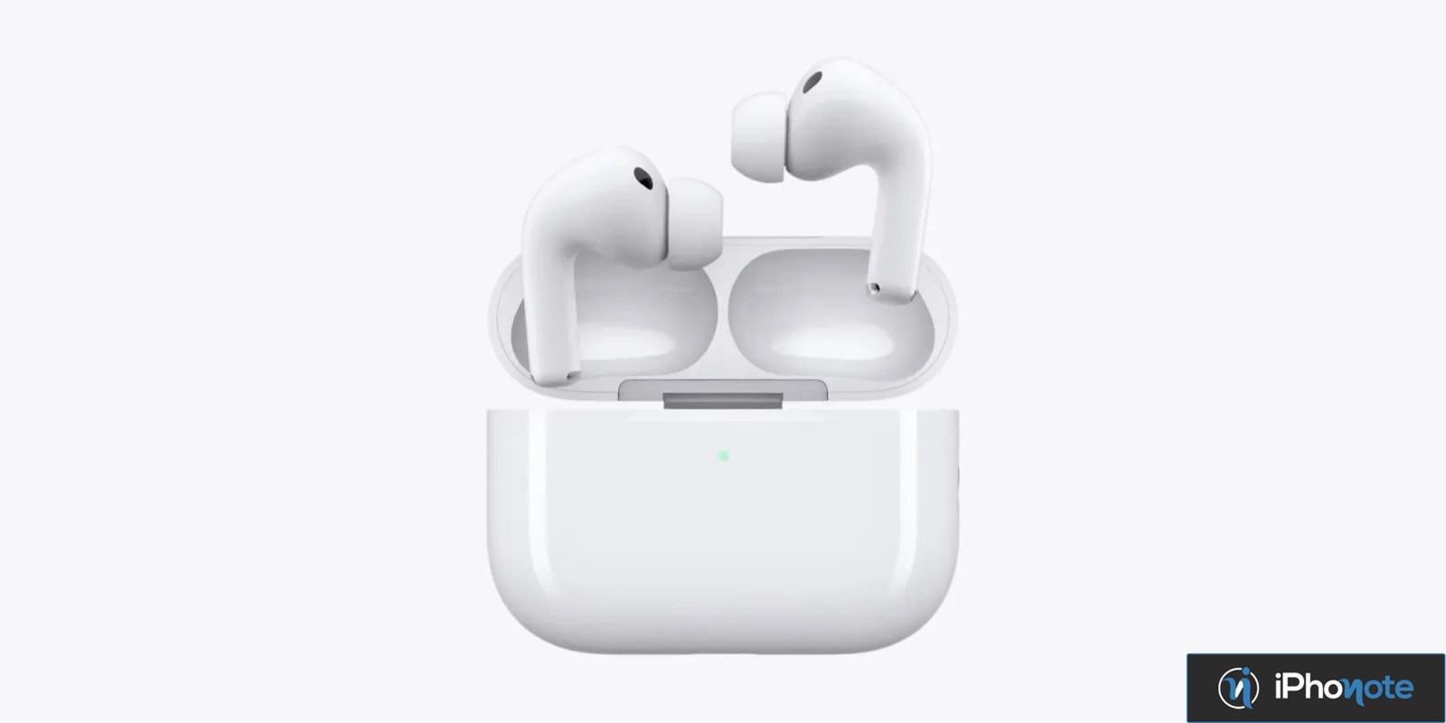AirPods blancs avec embouts dans leur boîtier ouvert
